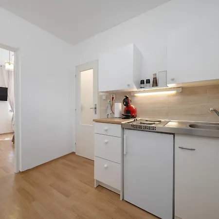 Boho Flat On Krymska Near Centre 公寓 布拉格